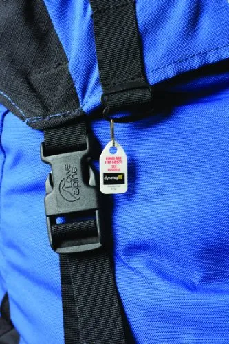 Dynotag Web/Gps Enabled Qr Code Smart Micro Zipper Tags: 9 (3X3Strip) Snaphooks