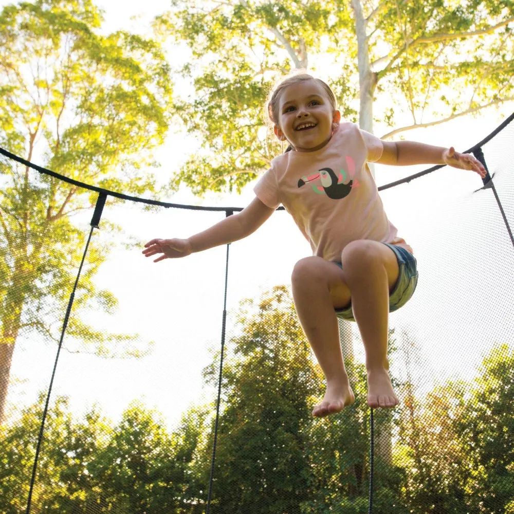 Springfree Compact Round Trampoline With Enclosure