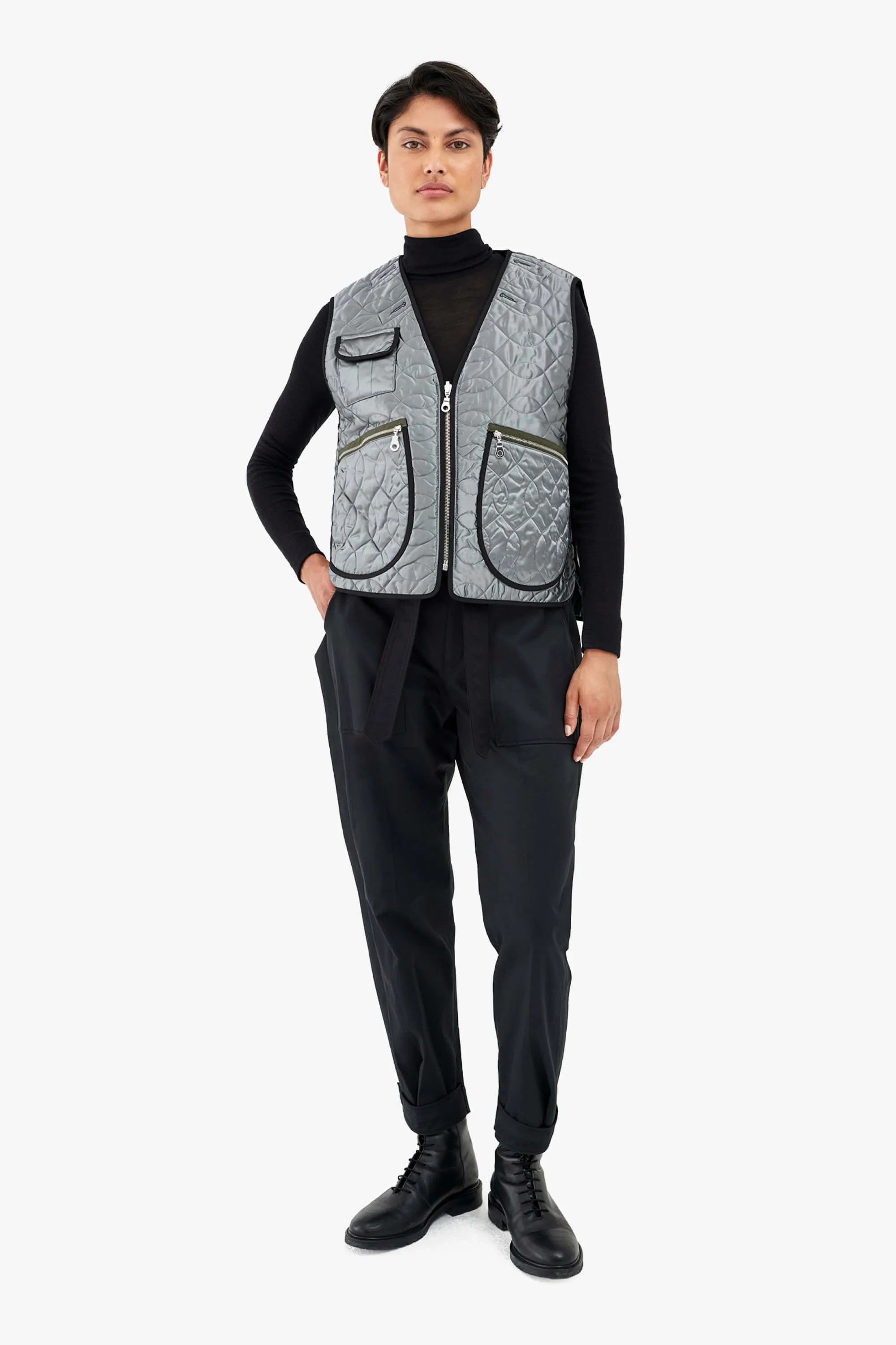 Utility Quilt Vest - Anthracite / Mineral Green